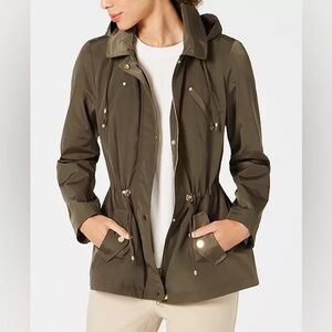 Charter Club Water Resistant Hooded Anorak Utility Jacket with Hood Size PM